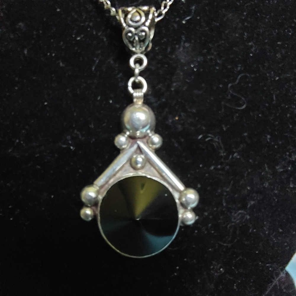 Vintage Mexican Sterling Silver .925 Crystal Pendant (Guadalajara)